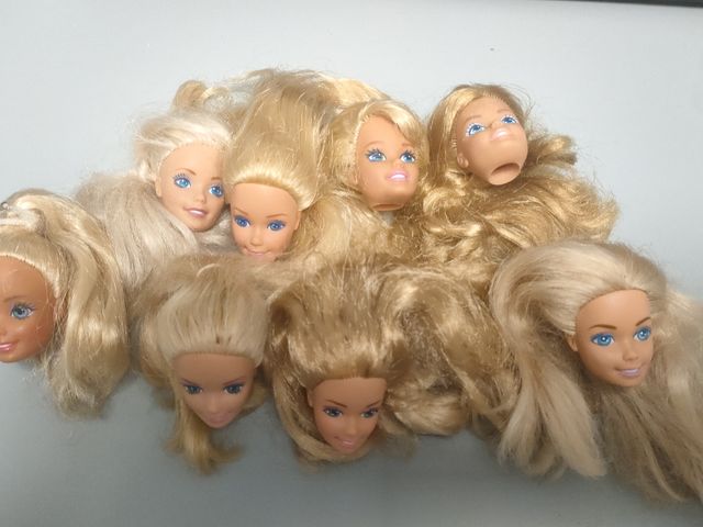 CABEZAS DE BARBIE DIFERENTES ÉPOCAS