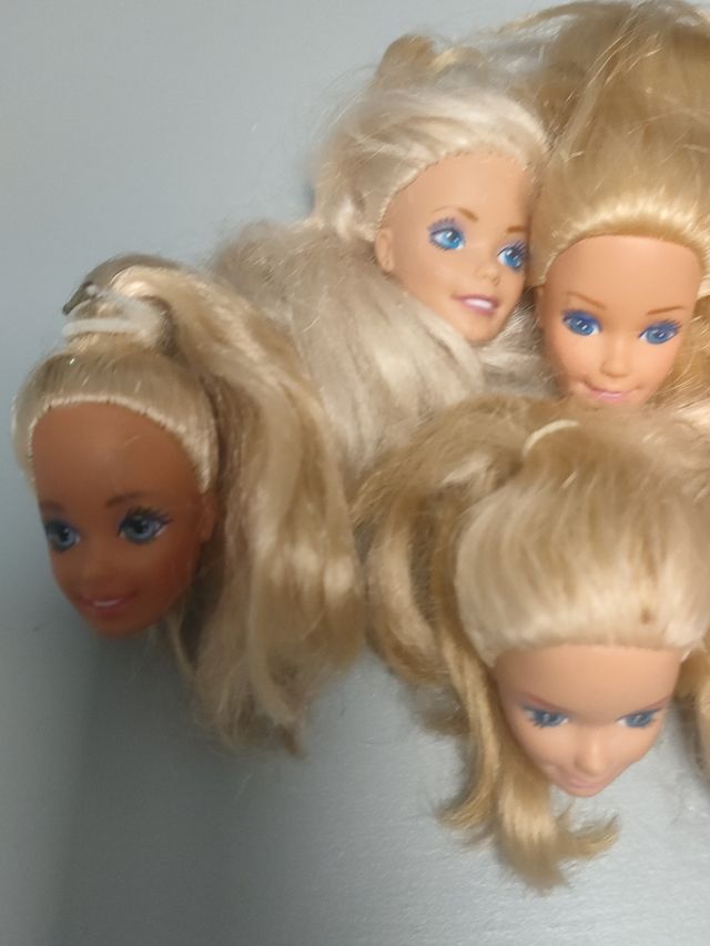 CABEZAS DE BARBIE DIFERENTES ÉPOCAS