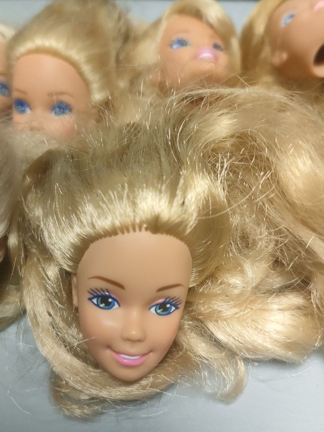CABEZAS DE BARBIE DIFERENTES ÉPOCAS