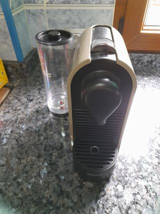 Cafetera Nespresso krups