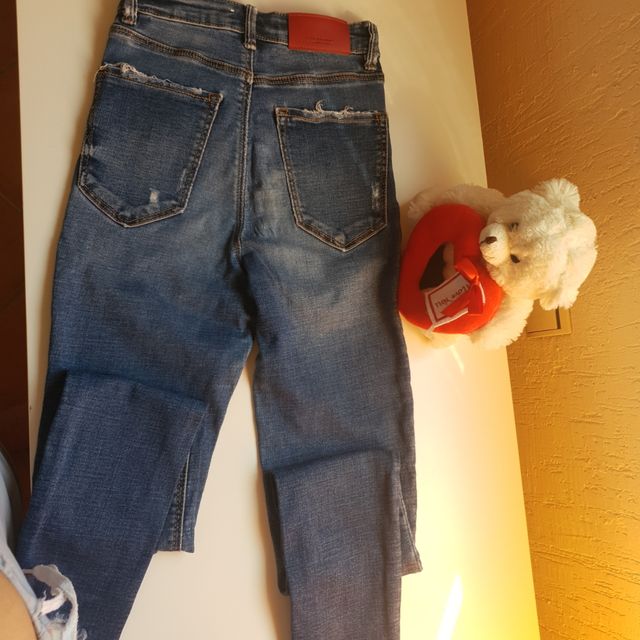 VAQUERO LARGO Stradivarius.