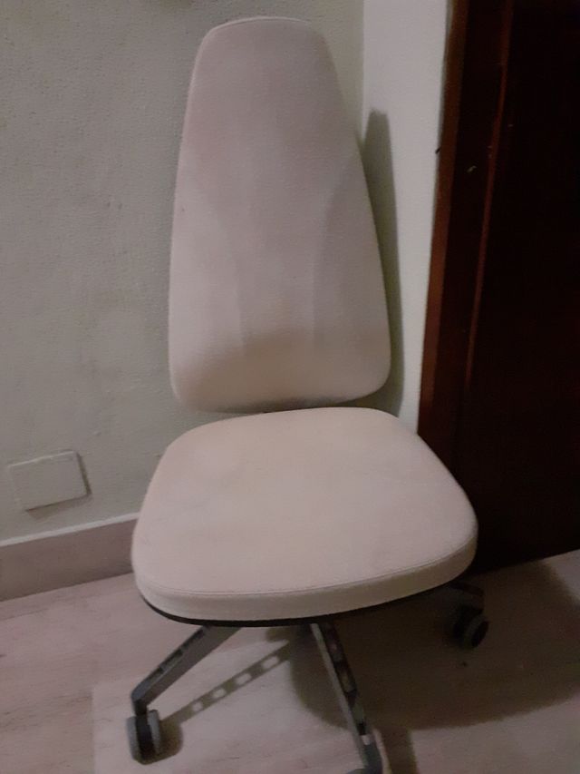 poltrona professionale ergonomica girevole
