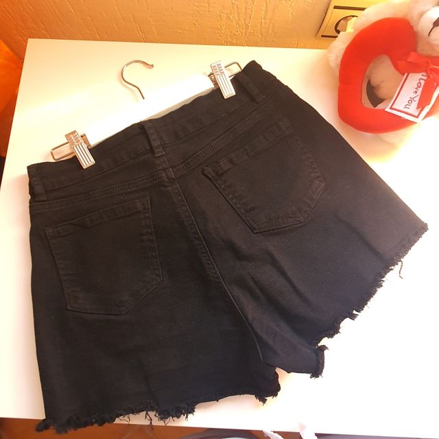 VAQUERO NEGRO CORTO.