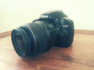 Nikon D3200 con Objetivo, Funda y CAJA ORIGINAL