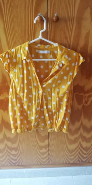 Blusa lunares mostaza, talla L, Sfera