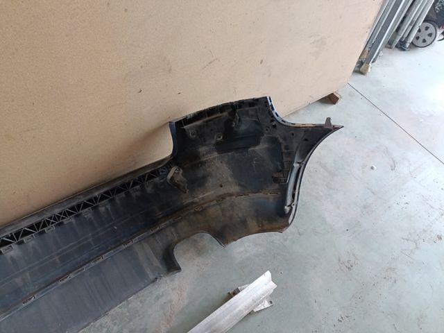 Parachoque trasero Audi A3 año 2005 cou