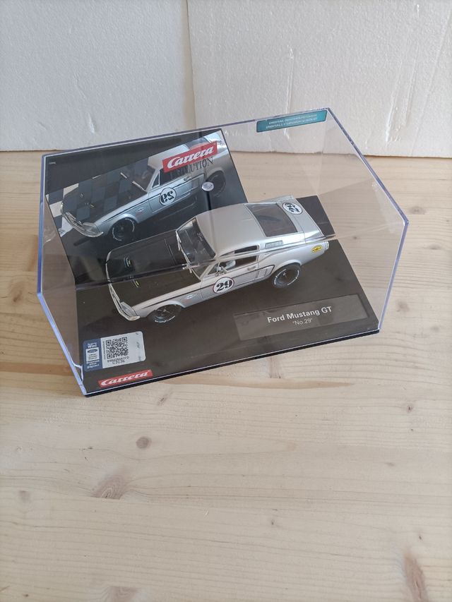 Ford Mustang GT 1/32 Ninco