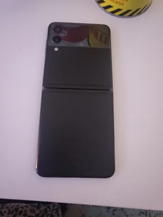 Samsung galaxy z flip 3