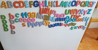 100 letras magnéticas infantiles para aprender