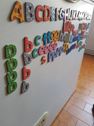 100 letras magnéticas infantiles para aprender