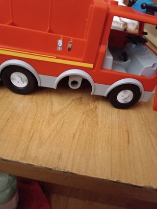 Camión de Bomberos con sonido Mickey