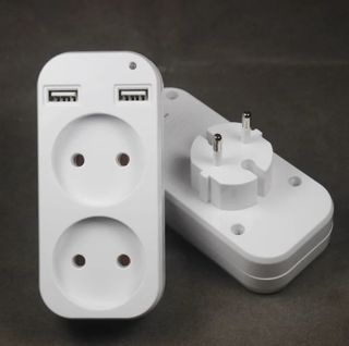 Enchufe 220v Cargador USB FUENGIROLA