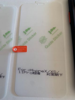 8Protector de pantalla y 2 fundas Iphone X,XS y 11