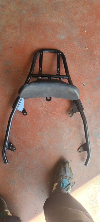 SOPORTE MALETA YAMAHA TMAX  500 Y 530 2008 -2011
