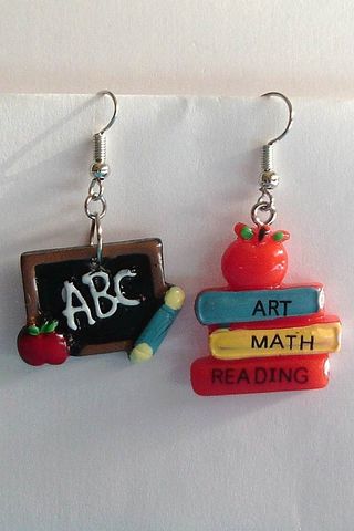 Pendientes de profesora