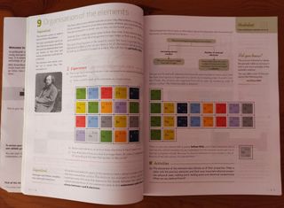 Libro "Physics and Chemistry" 3° ESO