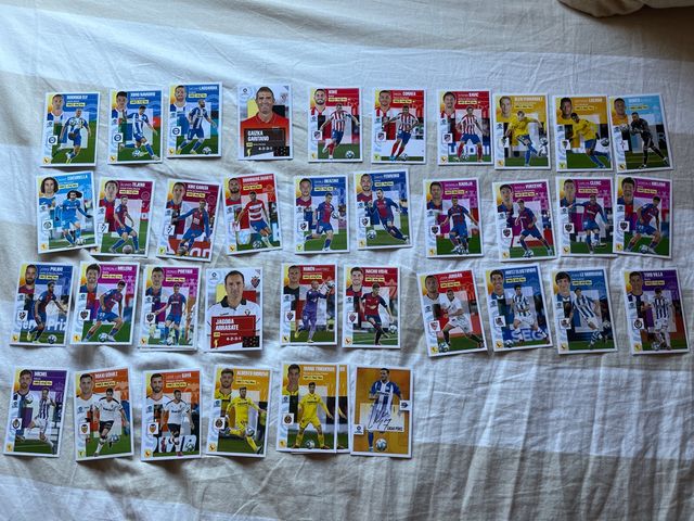 36 cromos La Liga Santander 2020-21