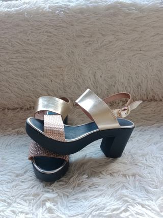 Sandalias