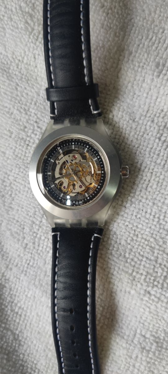 Swatch Diaphane automático.