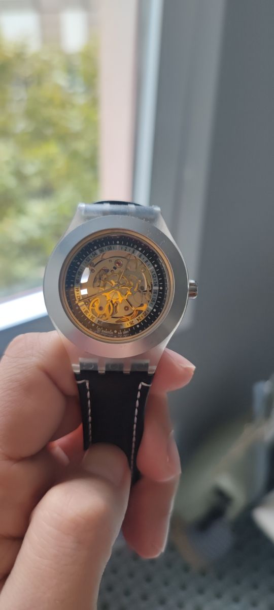 Swatch Diaphane automático.