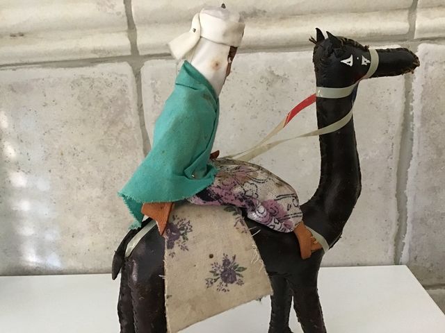 OFERTA! Figura cuero años 50, a mano 