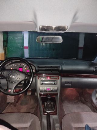 Audi A4 2001