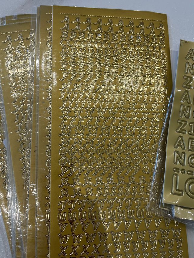 Pack letras doradas pegatina (12 hojas)