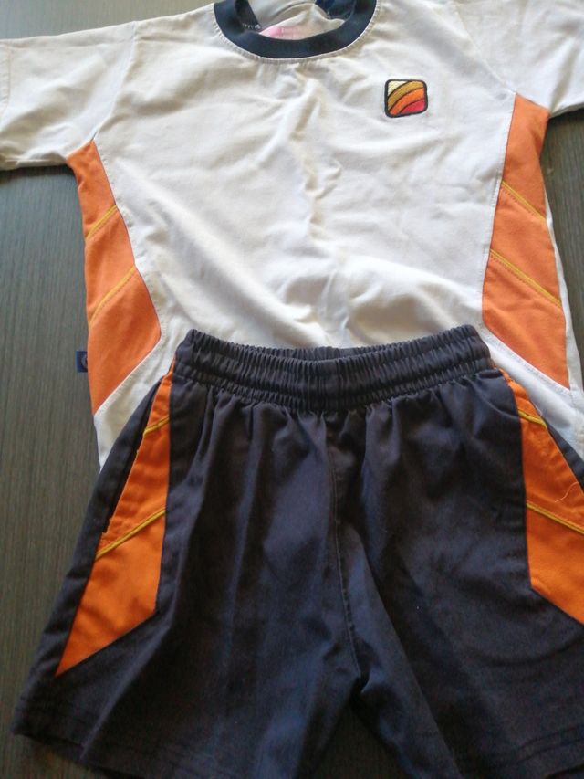 alborada, camiseta y pantalón corto, talla 16