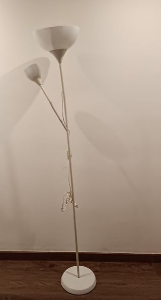 Lámpara de pie Ikea