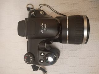 CÁMARA DE FOTOS . Fuji Film S5600