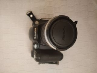 CÁMARA DE FOTOS . Fuji Film S5600