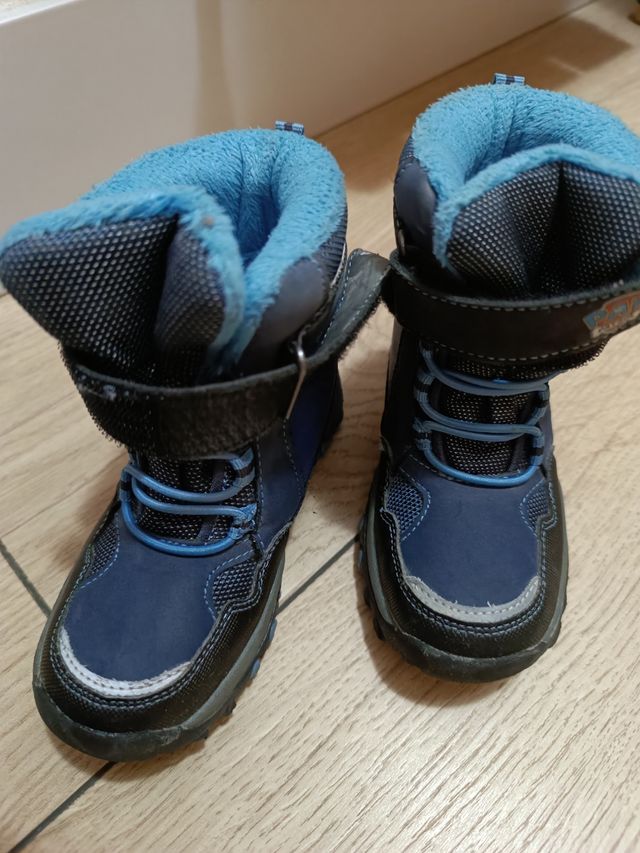 Botas niño talla 25