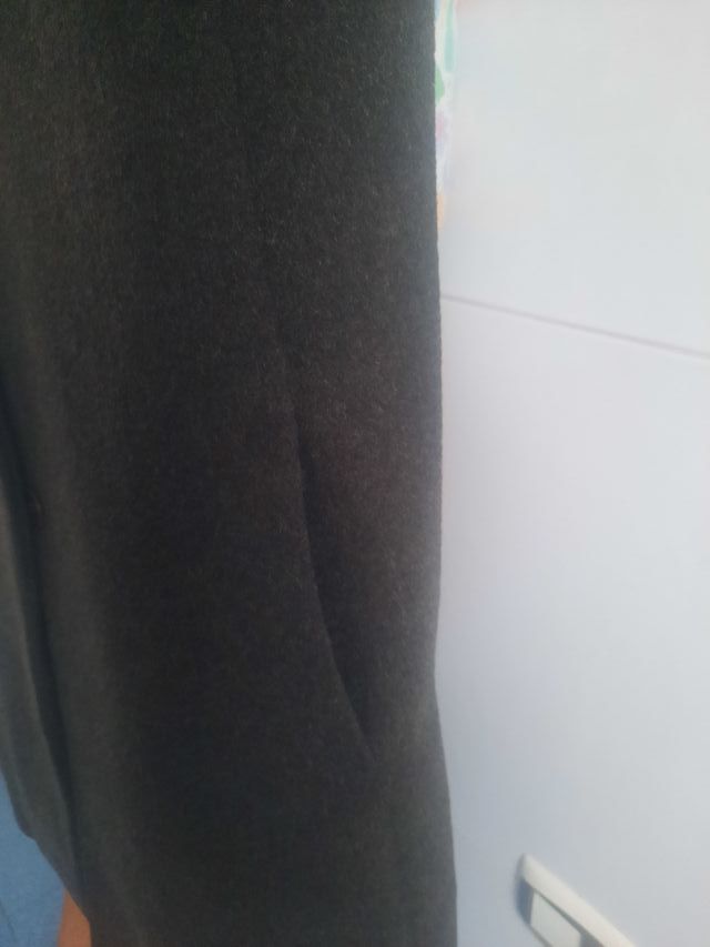 Abrigo verde nuevo T.40 Cortefiel