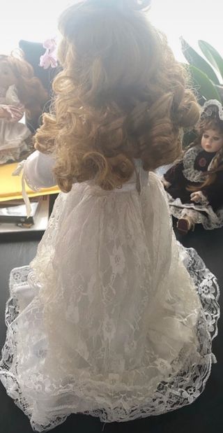 muñeca porcelana novia