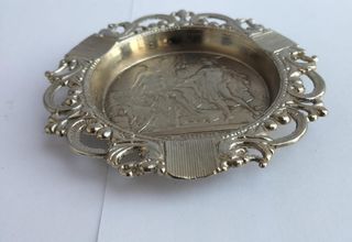 Antiguo cenicero plateado