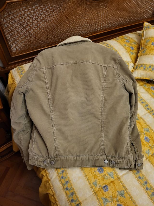 Chaqueta Levi's de Borrego