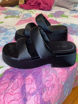 Sandalias flatform zara