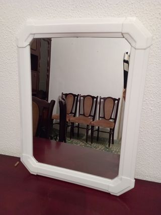 Espejo blanco  vintage