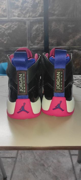 Zapatillas Air Jordan XIV sin estrenar