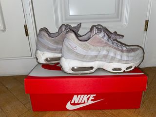 Air max 95 grises y rosas terciopelo