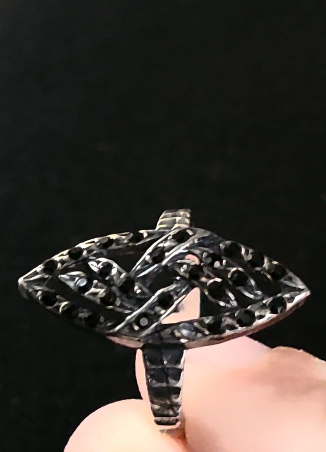 Anillo plata y azabache