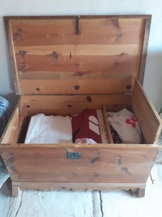 Baúl de madera de pino 2