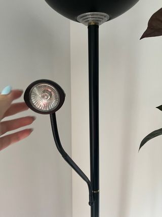 Lámpara de pie casi nueva