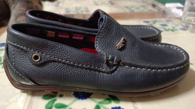 Zapatos de piel azules