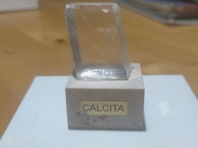 CALCITE MINERALE