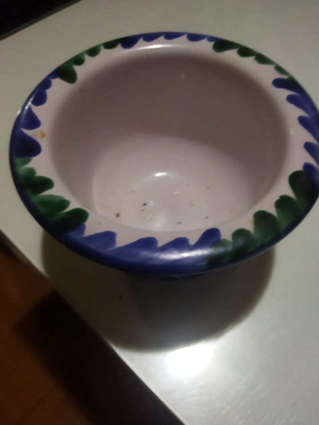 antiguo mortero. cerámica..granadina