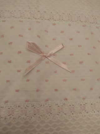 2 COLCHAS DE CUNA Y CHINCHONERA