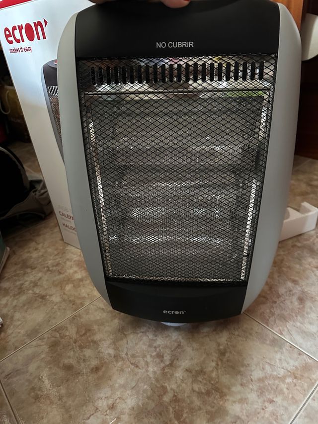 Calefactor de segunda mano por 25 EUR en Málaga en WALLAPOP