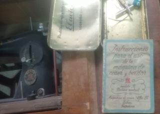Máquina de coser Alfa