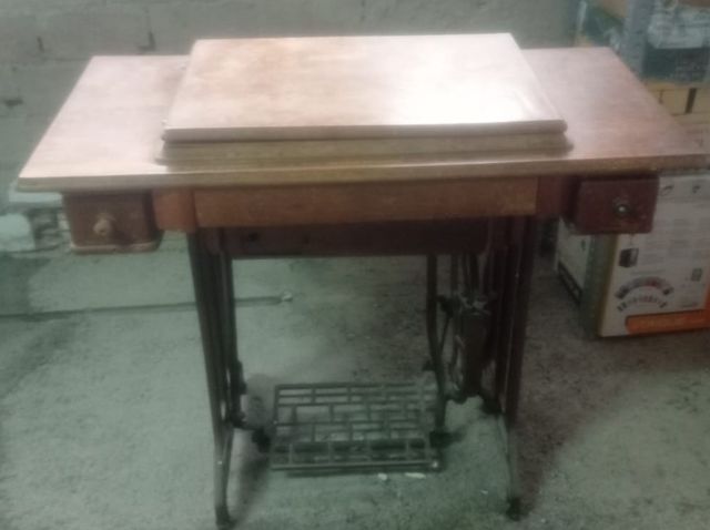 Máquina de coser Alfa